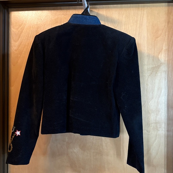 BMW Vintage Black Embroidered Horse Jacket; Has shoulder pads; Size M - Picture 2 of 9